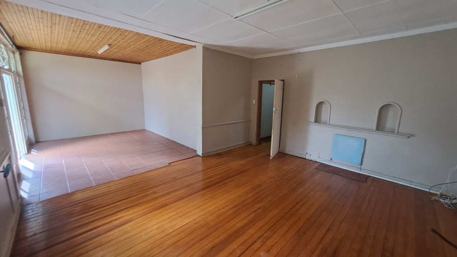 5 Bedroom Property for Sale in Westdene Free State